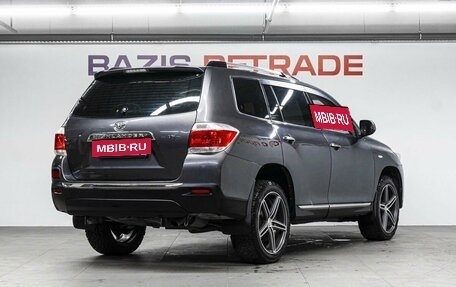 Toyota Highlander III, 2011 год, 2 199 000 рублей, 6 фотография