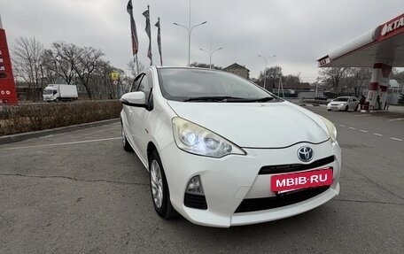 Toyota Aqua I, 2013 год, 850 000 рублей, 4 фотография