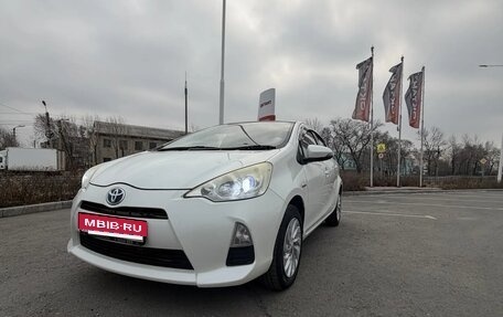 Toyota Aqua I, 2013 год, 850 000 рублей, 3 фотография