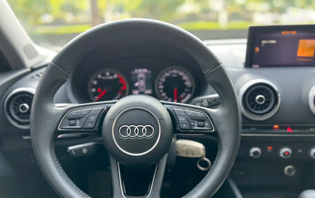 Audi A3, 2019 год, 1 760 000 рублей, 10 фотография