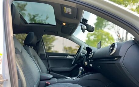 Audi A3, 2019 год, 1 760 000 рублей, 15 фотография