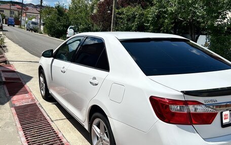 Toyota Camry, 2013 год, 130 000 рублей, 3 фотография