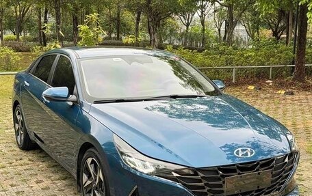 Hyundai Elantra, 2021 год, 1 950 000 рублей, 4 фотография