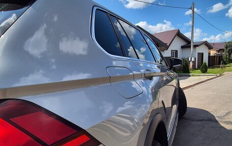 Volkswagen Tiguan II, 2018 год, 2 795 000 рублей, 4 фотография