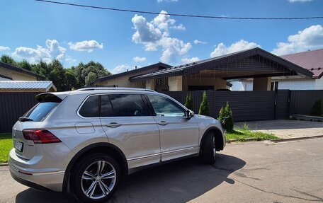 Volkswagen Tiguan II, 2018 год, 2 795 000 рублей, 8 фотография