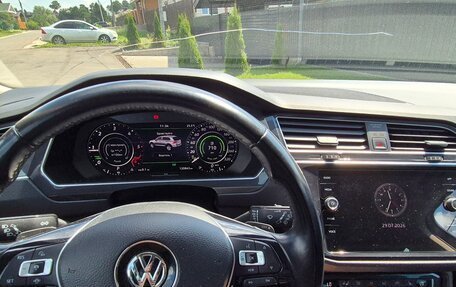 Volkswagen Tiguan II, 2018 год, 2 795 000 рублей, 11 фотография