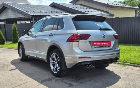 Volkswagen Tiguan II, 2018 год, 2 795 000 рублей, 15 фотография