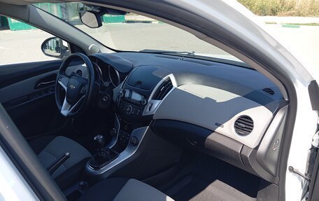 Chevrolet Cruze II, 2013 год, 680 000 рублей, 9 фотография