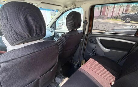 Renault Duster I рестайлинг, 2014 год, 700 000 рублей, 2 фотография