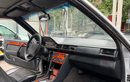 Mercedes-Benz W124, 1989 год, 495 000 рублей, 17 фотография