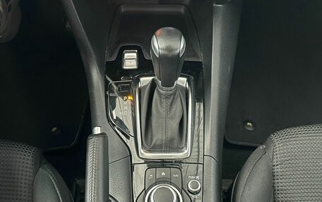 Mazda 3, 2017 год, 1 678 000 рублей, 15 фотография