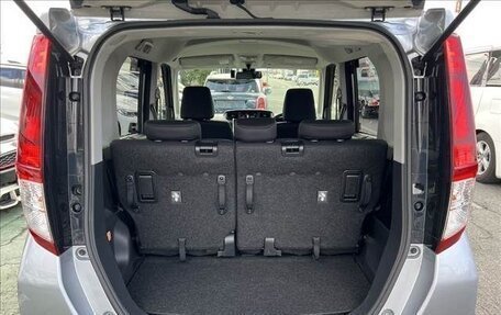 Toyota Roomy I, 2018 год, 800 000 рублей, 9 фотография