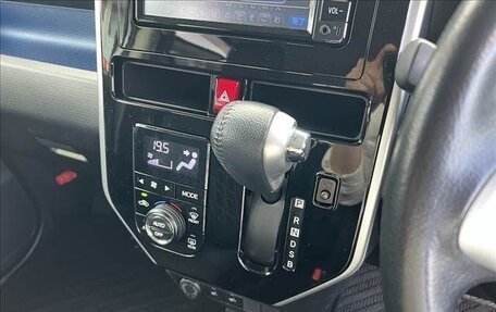 Toyota Roomy I, 2018 год, 800 000 рублей, 21 фотография
