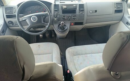 Volkswagen Transporter T5 рестайлинг, 2007 год, 1 209 000 рублей, 10 фотография