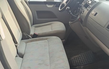 Volkswagen Transporter T5 рестайлинг, 2007 год, 1 209 000 рублей, 9 фотография