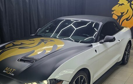 Ford Mustang VI рестайлинг, 2019 год, 2 800 000 рублей, 2 фотография