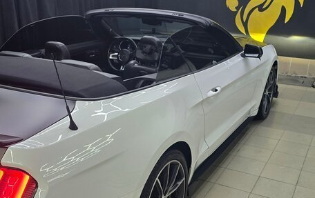 Ford Mustang VI рестайлинг, 2019 год, 2 800 000 рублей, 4 фотография