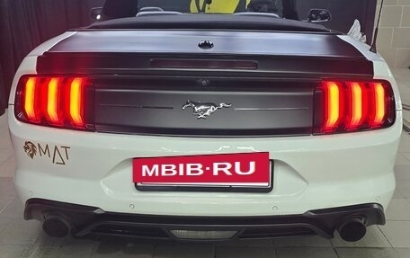 Ford Mustang VI рестайлинг, 2019 год, 2 800 000 рублей, 5 фотография