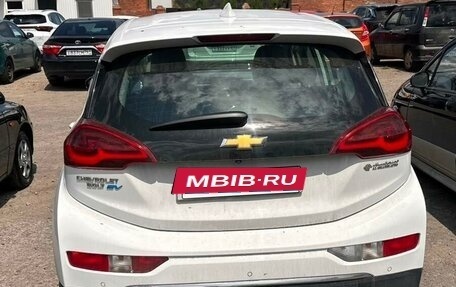 Chevrolet Bolt, 2017 год, 1 849 000 рублей, 3 фотография
