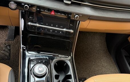 KIA Carnival, 2021 год, 4 050 000 рублей, 13 фотография