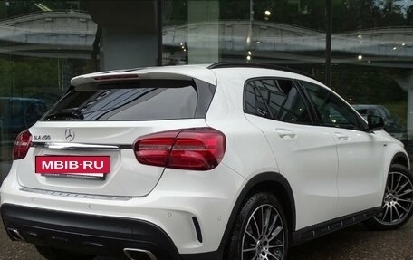 Mercedes-Benz GLA, 2018 год, 2 490 000 рублей, 15 фотография
