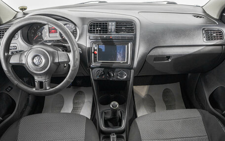 Volkswagen Polo VI (EU Market), 2011 год, 619 000 рублей, 10 фотография