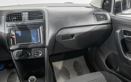 Volkswagen Polo VI (EU Market), 2011 год, 619 000 рублей, 18 фотография