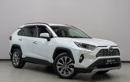 Toyota RAV4, 2022 год, 3 890 000 рублей, 11 фотография