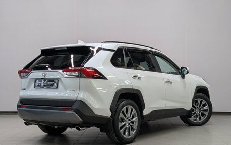 Toyota RAV4, 2022 год, 3 890 000 рублей, 17 фотография