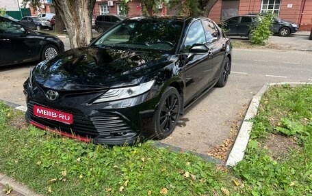 Toyota Camry, 2021 год, 3 200 000 рублей, 1 фотография