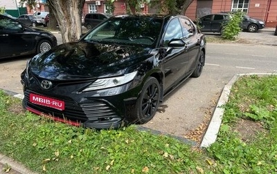 Toyota Camry, 2021 год, 3 200 000 рублей, 1 фотография