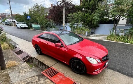 Mercedes-Benz E-Класс, 2012 год, 1 280 000 рублей, 1 фотография