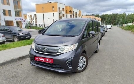 Honda Stepwgn IV, 2018 год, 1 949 000 рублей, 3 фотография