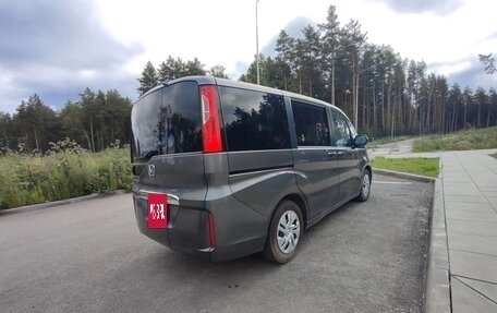Honda Stepwgn IV, 2018 год, 1 949 000 рублей, 12 фотография