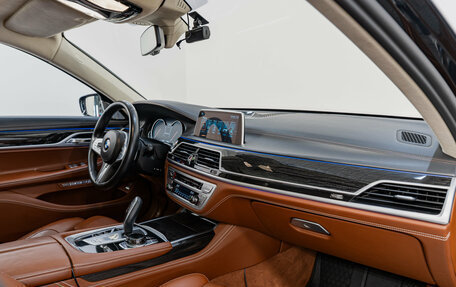 BMW 7 серия, 2017 год, 6 590 000 рублей, 11 фотография