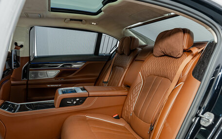 BMW 7 серия, 2017 год, 6 590 000 рублей, 22 фотография