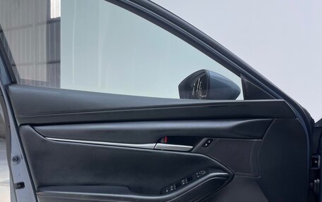 Mazda 3, 2022 год, 1 190 000 рублей, 9 фотография