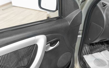Renault Logan I, 2011 год, 599 000 рублей, 10 фотография
