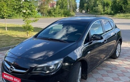 Opel Astra J, 2013 год, 700 000 рублей, 5 фотография
