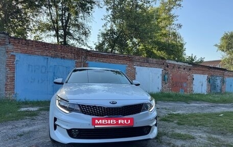 KIA Optima IV, 2017 год, 1 900 000 рублей, 2 фотография