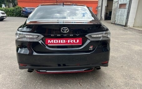 Toyota Camry, 2021 год, 3 200 000 рублей, 8 фотография