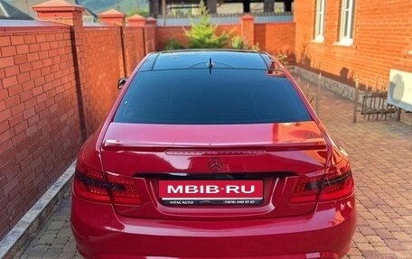 Mercedes-Benz E-Класс, 2012 год, 1 280 000 рублей, 3 фотография