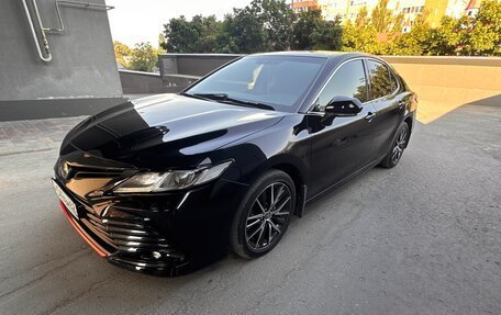 Toyota Camry, 2021 год, 2 700 000 рублей, 5 фотография
