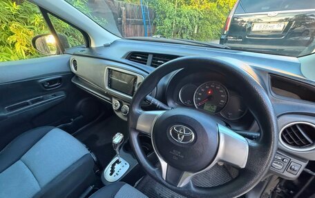 Toyota Vitz, 2012 год, 700 000 рублей, 16 фотография