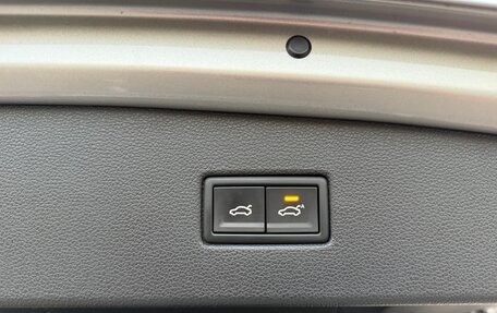 Volkswagen Tiguan II, 2020 год, 3 499 000 рублей, 26 фотография