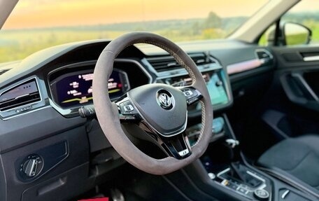 Volkswagen Tiguan II, 2020 год, 3 499 000 рублей, 21 фотография