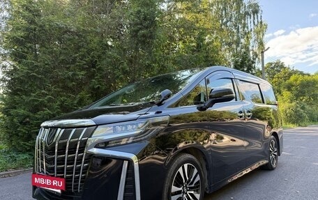 Toyota Alphard III, 2018 год, 3 950 000 рублей, 2 фотография