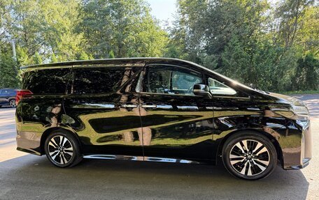 Toyota Alphard III, 2018 год, 3 950 000 рублей, 5 фотография