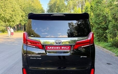 Toyota Alphard III, 2018 год, 3 950 000 рублей, 12 фотография