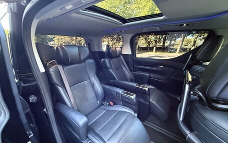 Toyota Alphard III, 2018 год, 3 950 000 рублей, 18 фотография